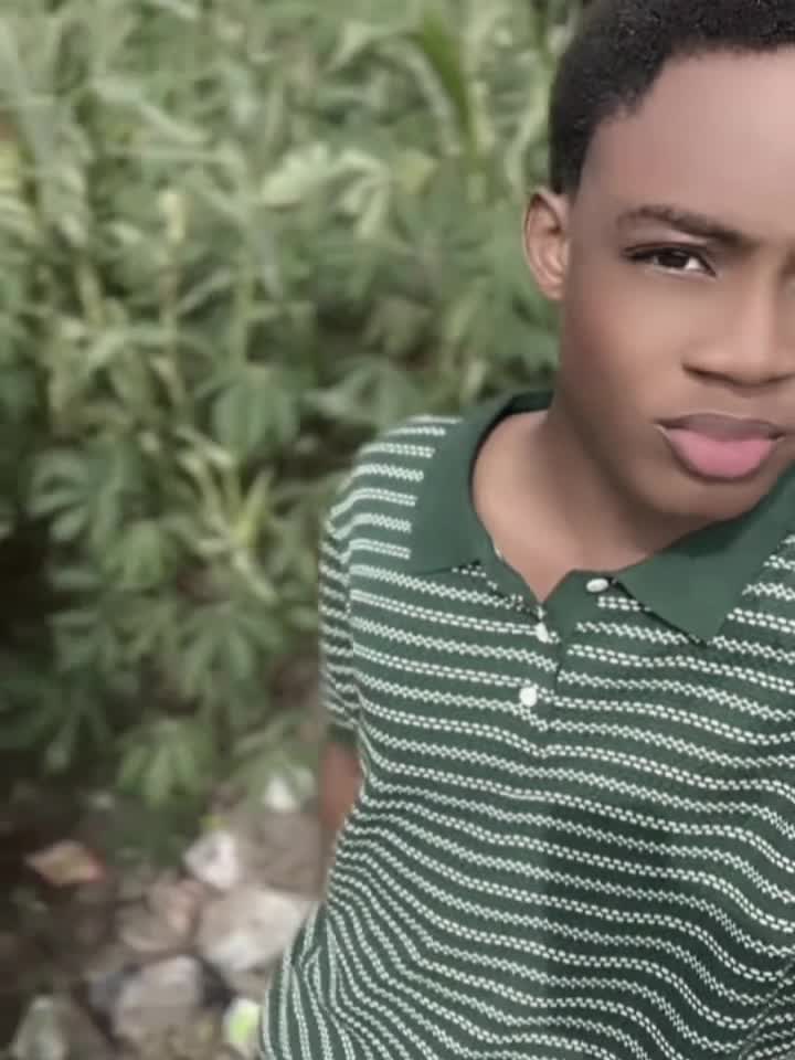 @de_nnis014
