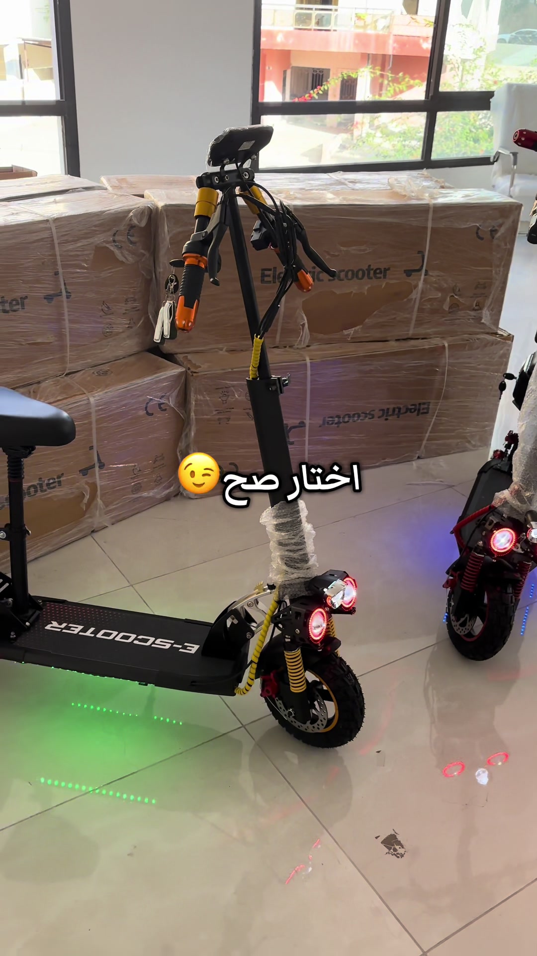 @E-scooters.Lb
