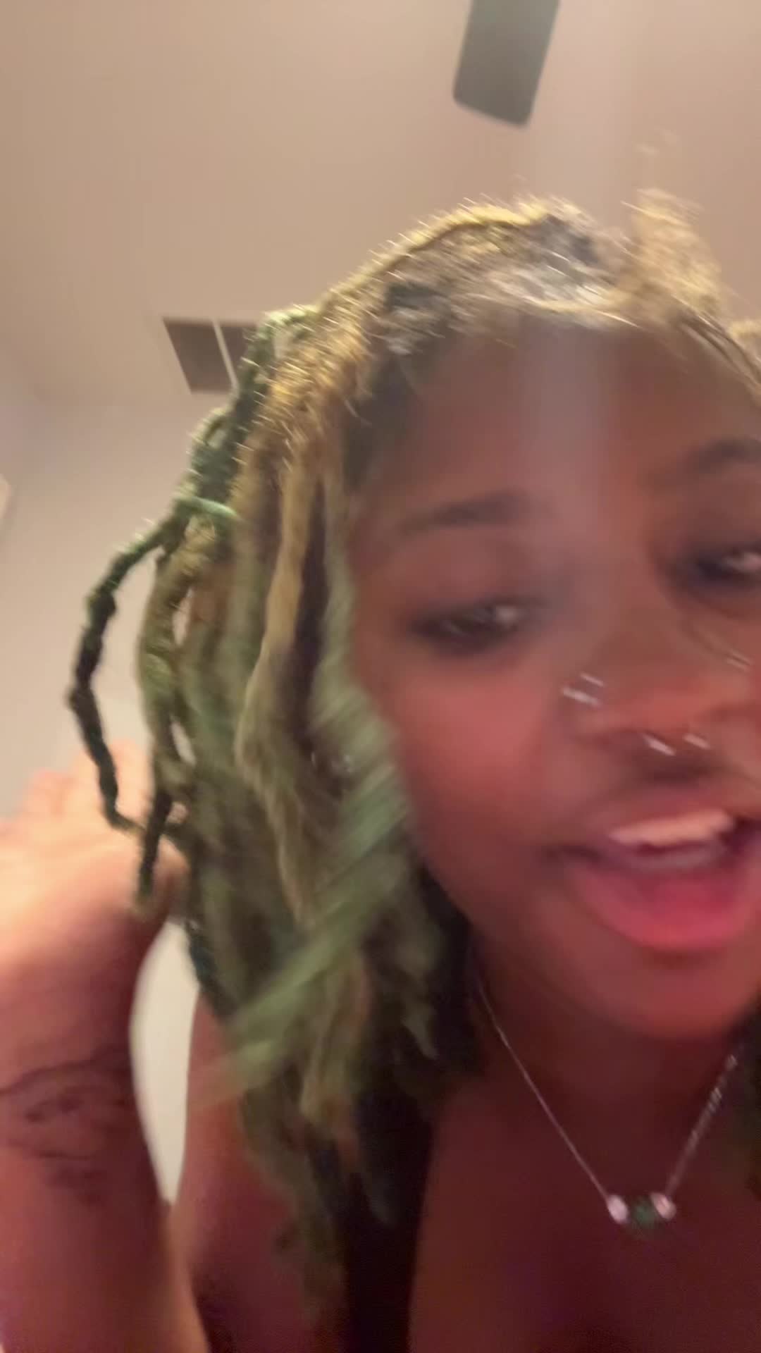 @WAVY 💚.