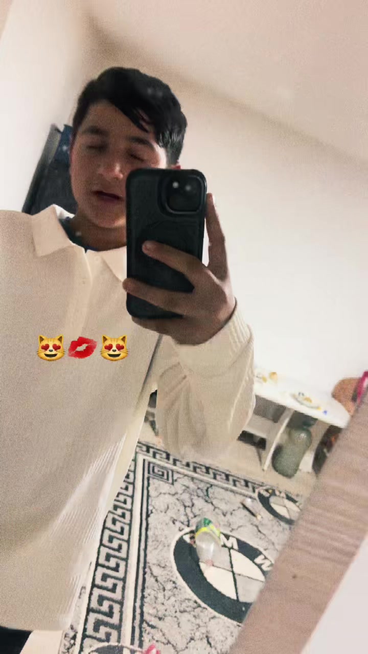 @👉🏻❤️🇩🇪
