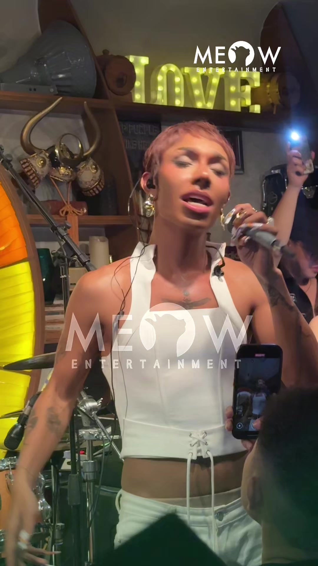 @MEOW ENTERTAINMENT