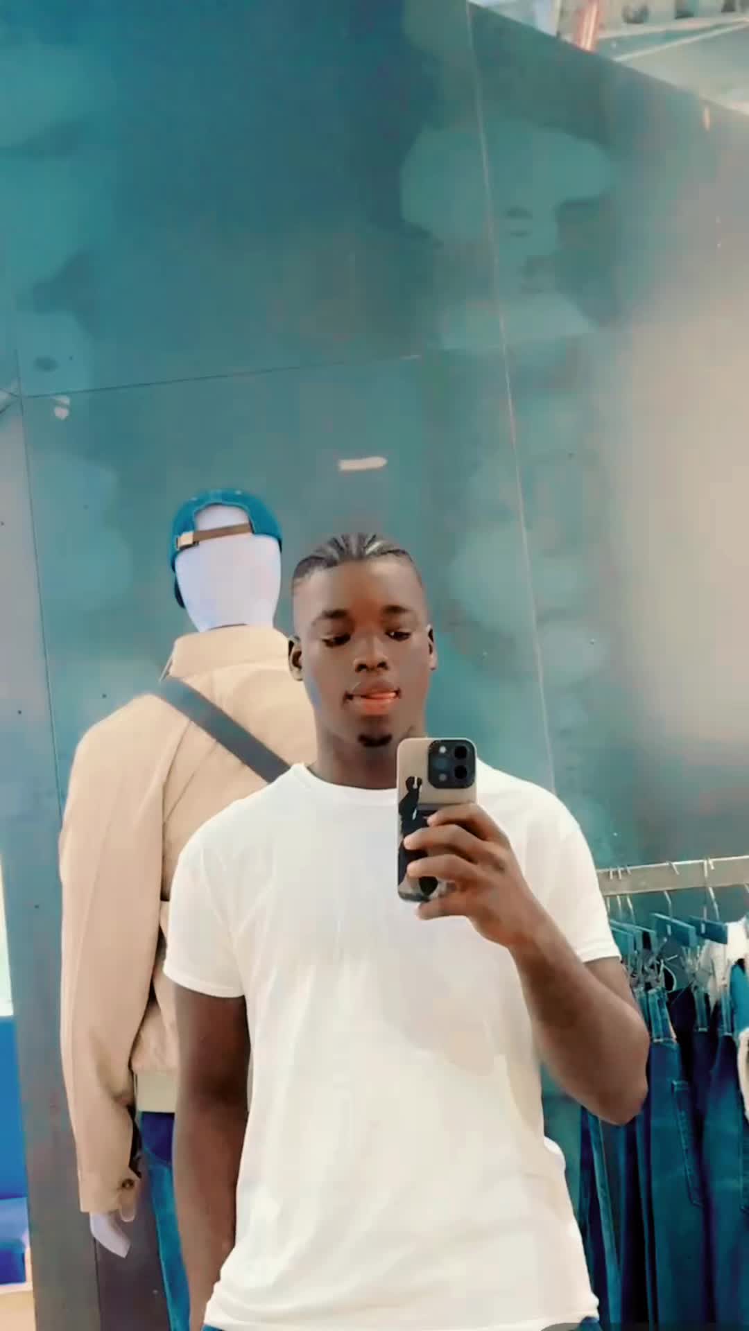 @Papa touré 164 🤷🏿♂️