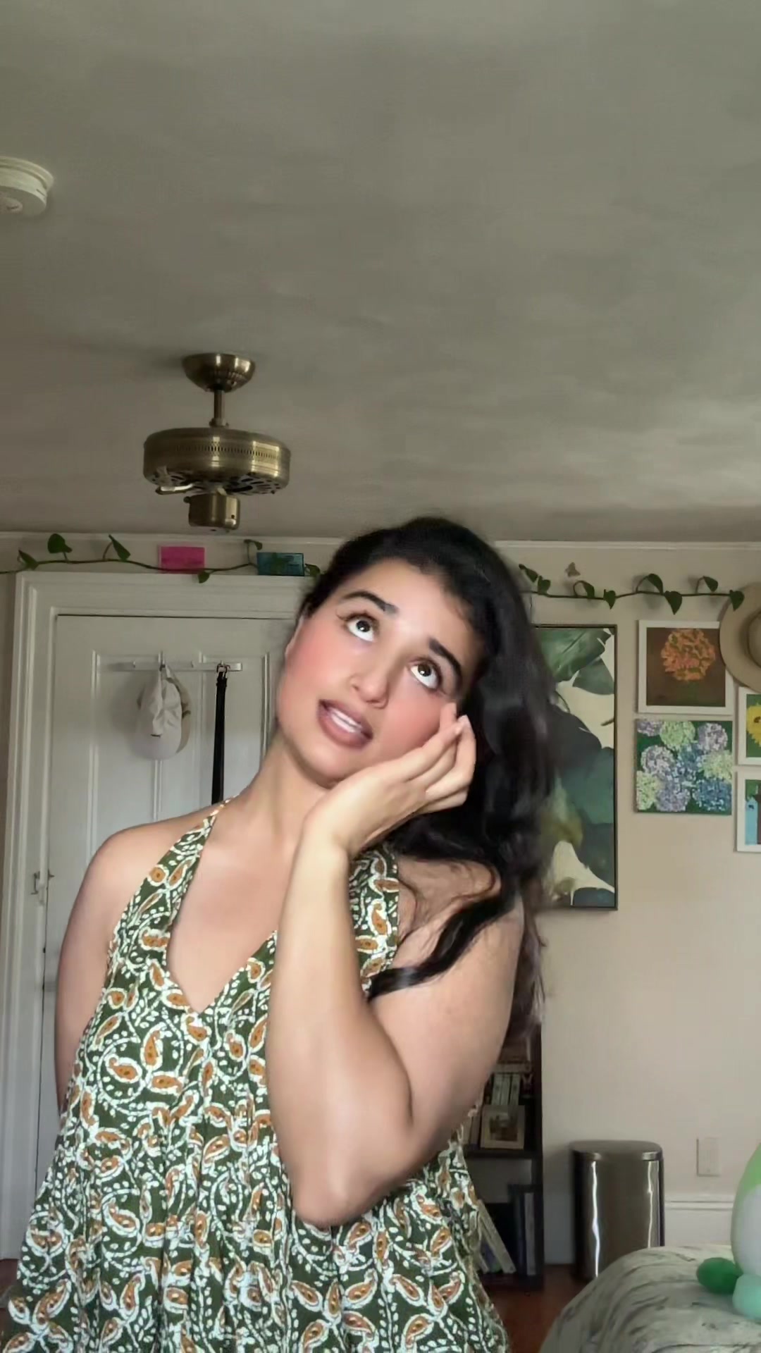 @Nut$
