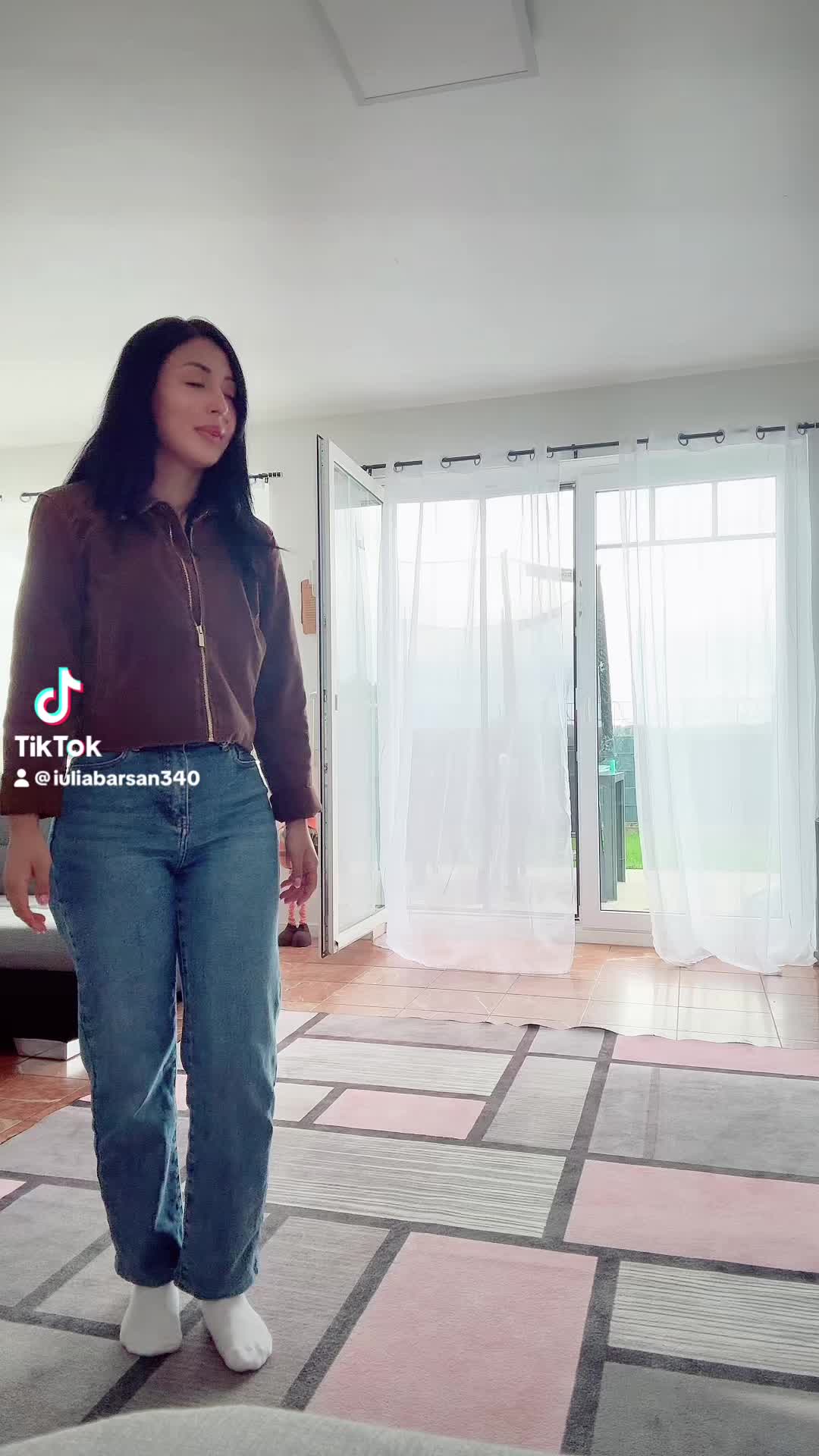 @Iulia