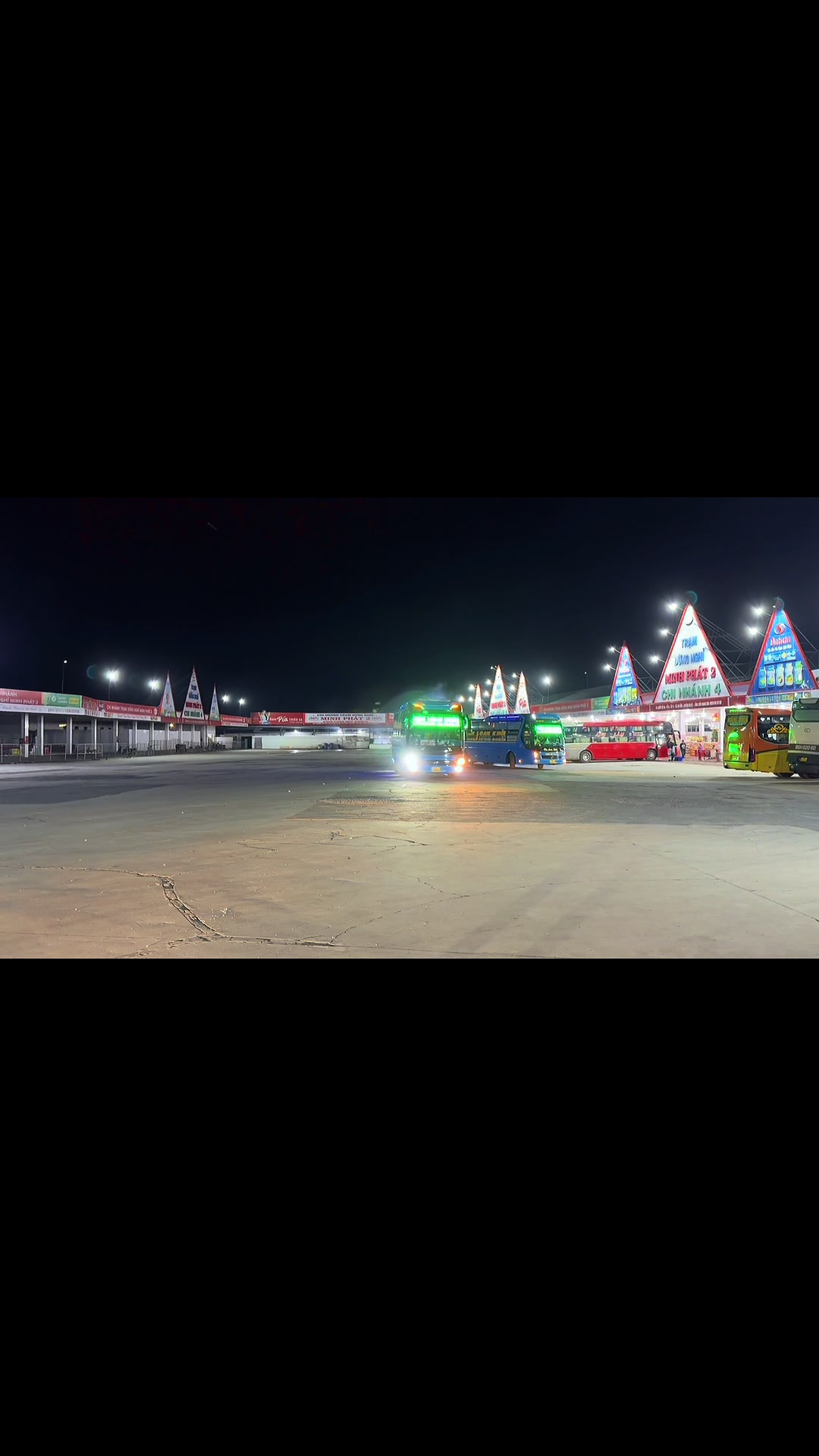 @Lạt Ph&aacute;t Độ