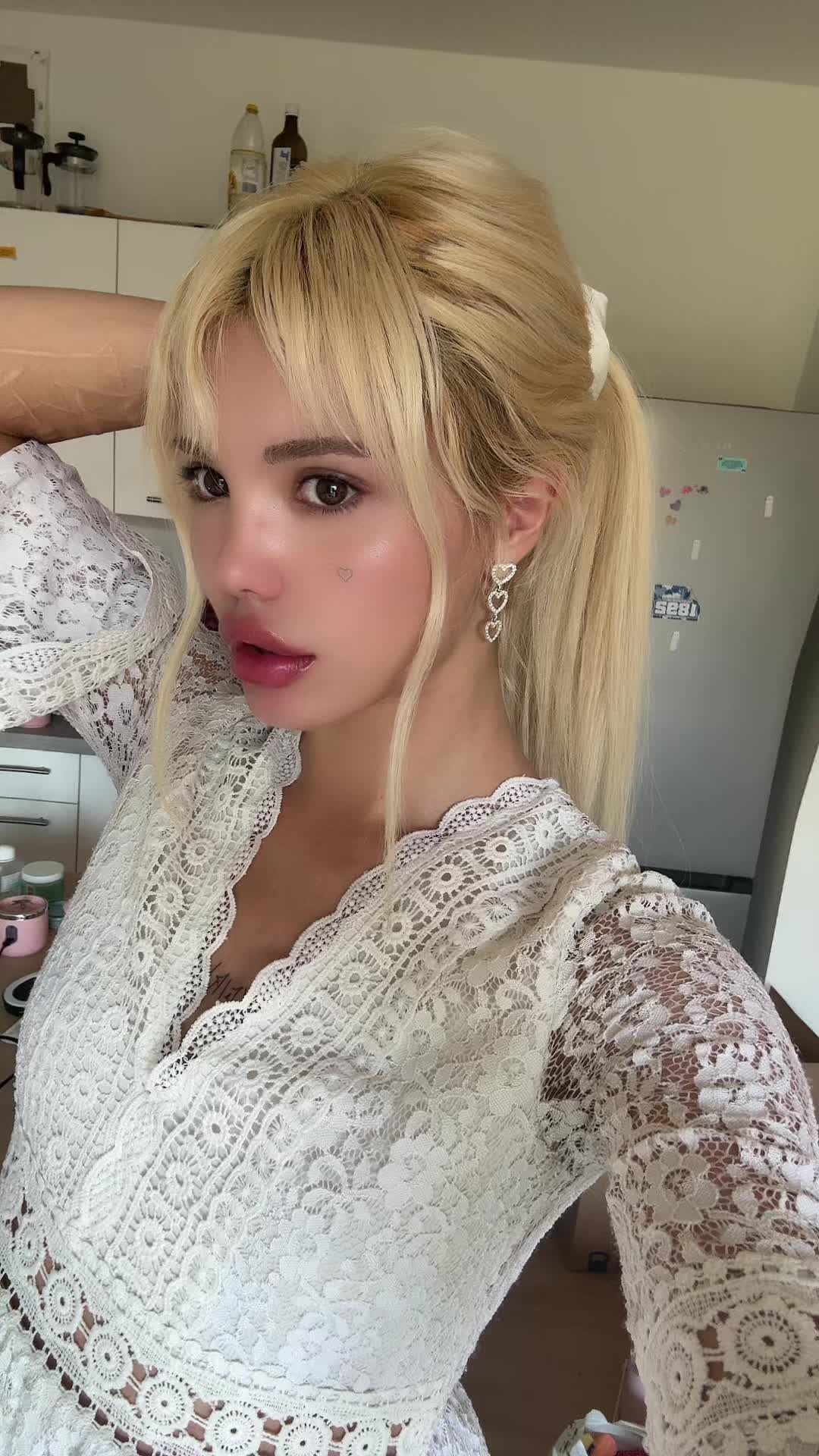 @krankebarbie