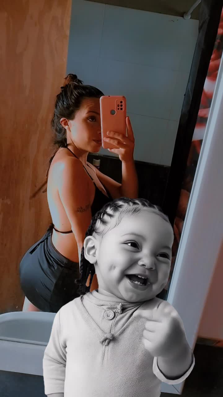@pequeña💋