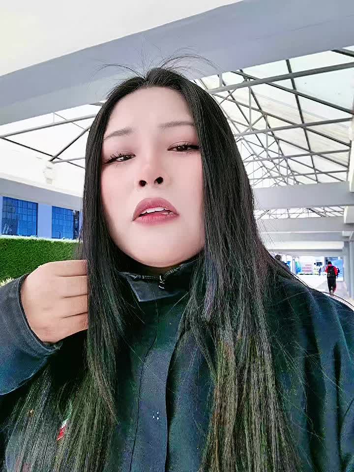 @juli 🪼