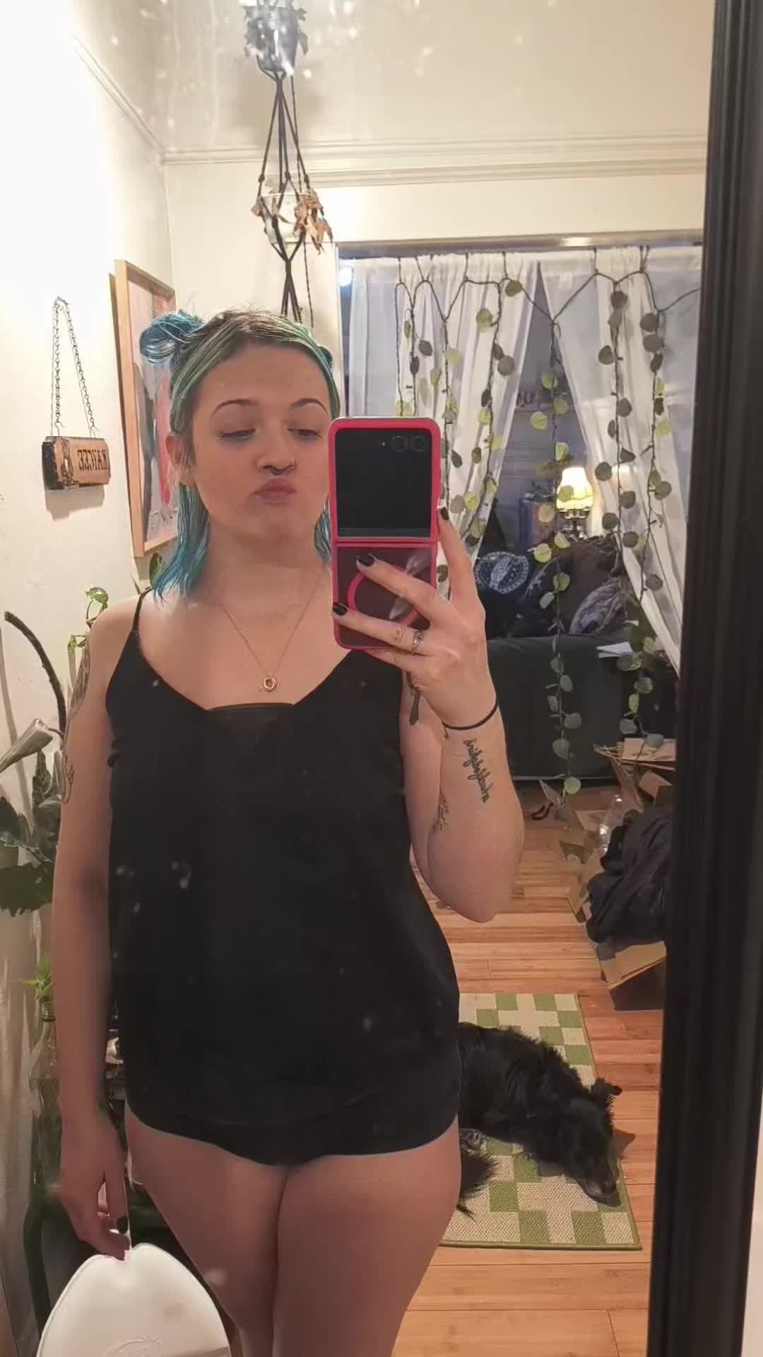 @🧚🏻🧝🏻&zwj;♀️