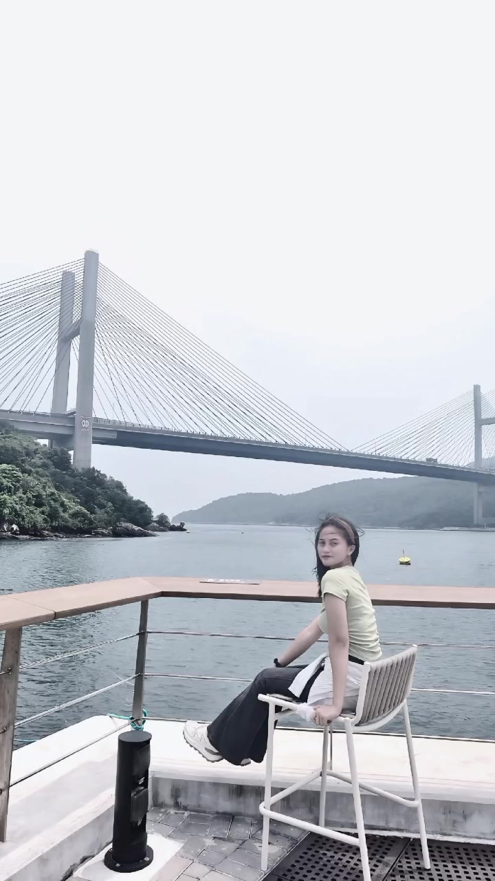 @Lyy