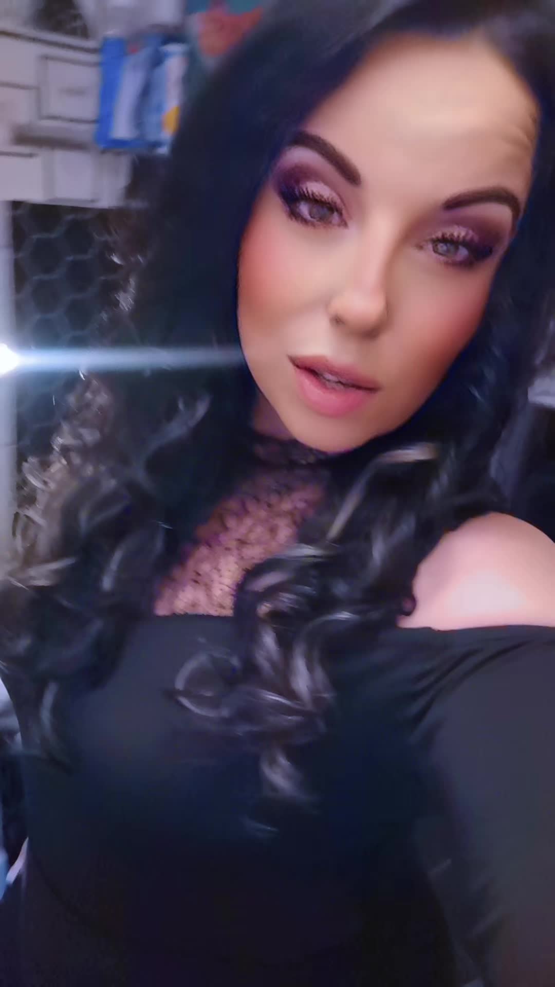 @Badgirl1805