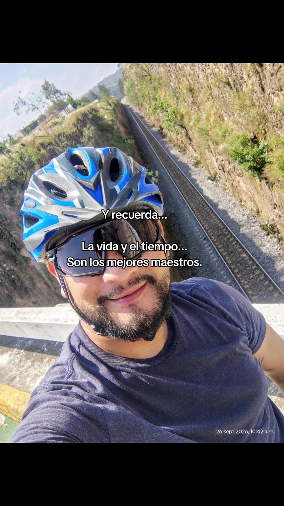 @Adán Martínez