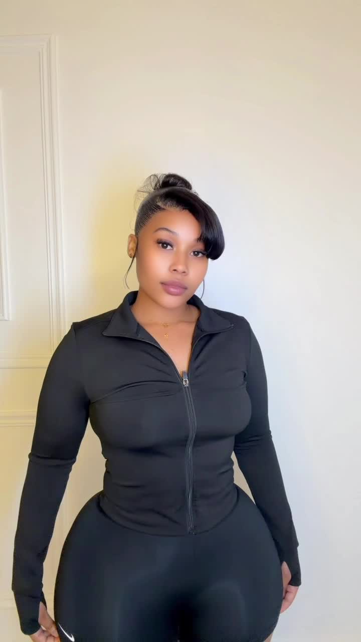 @Palesa__enhle