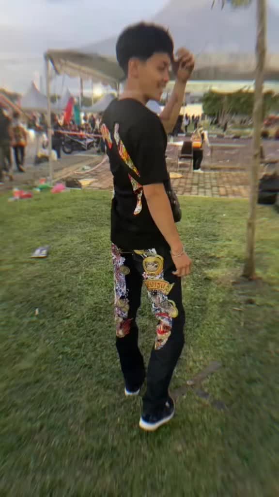 @𝒜𝓅𝑒𝓍𝓍𝓍𝒸𝒽𝒾𝓍𝓍𝓍