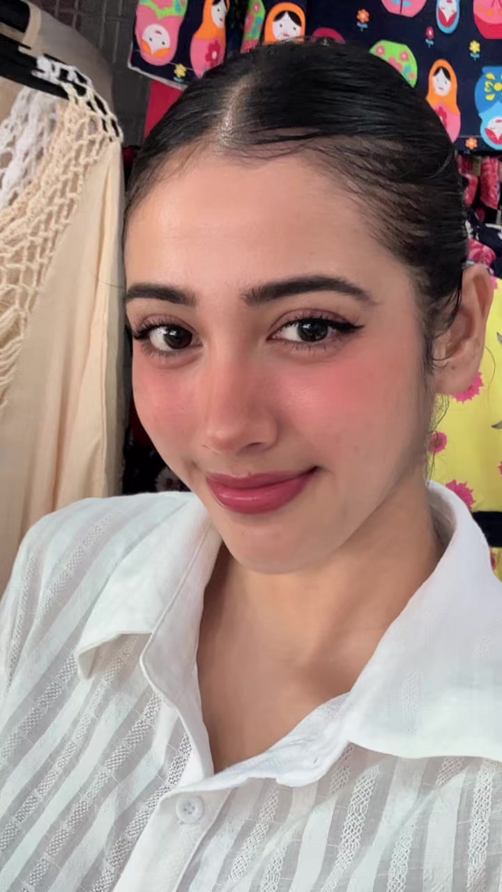 @🌸Chanda🦋