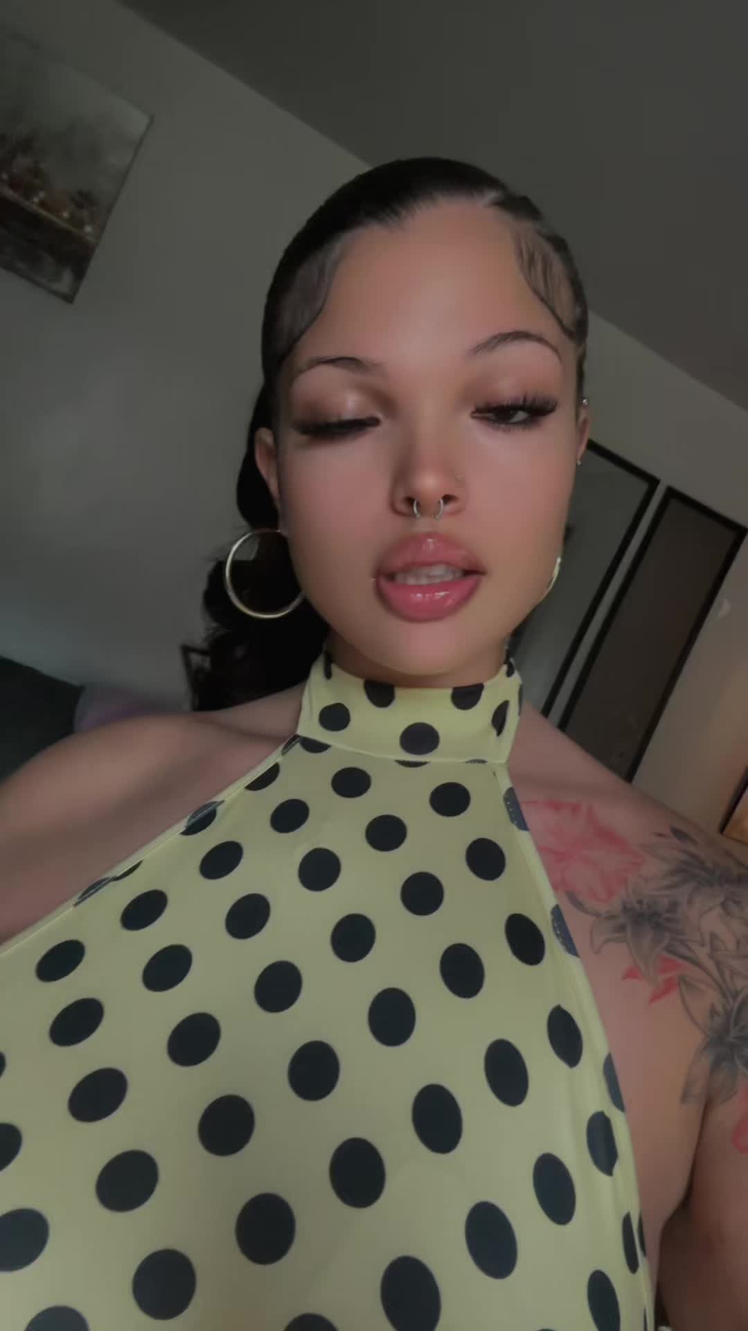 @DatGirlAdrii