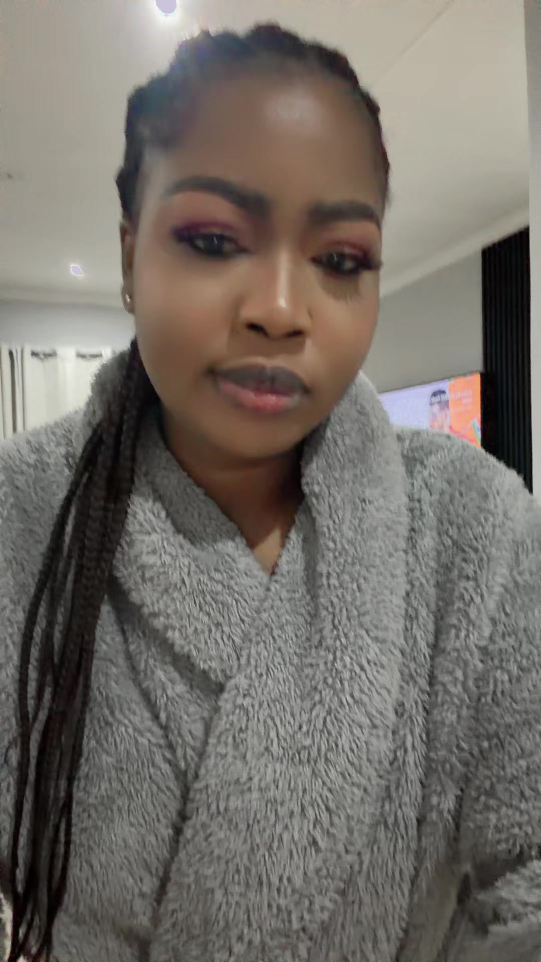 @kholomalele