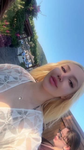 @Su