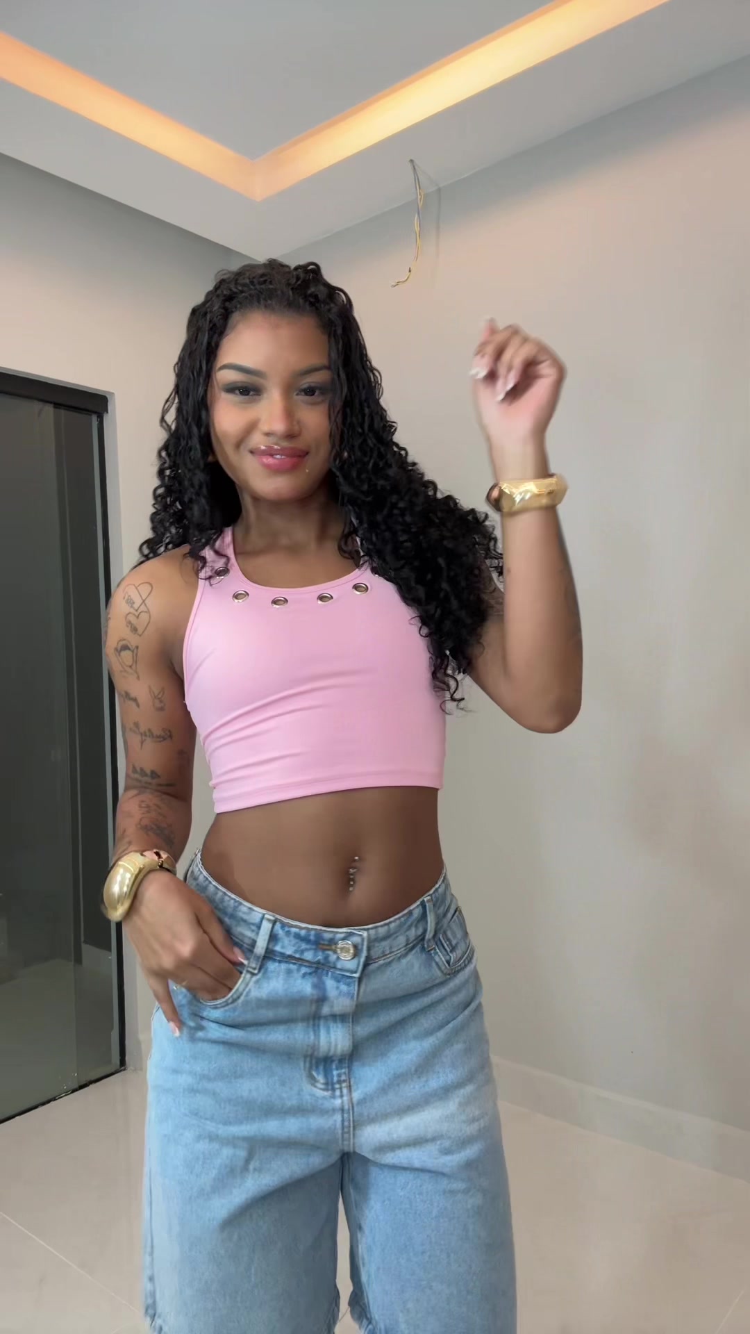@Lara
