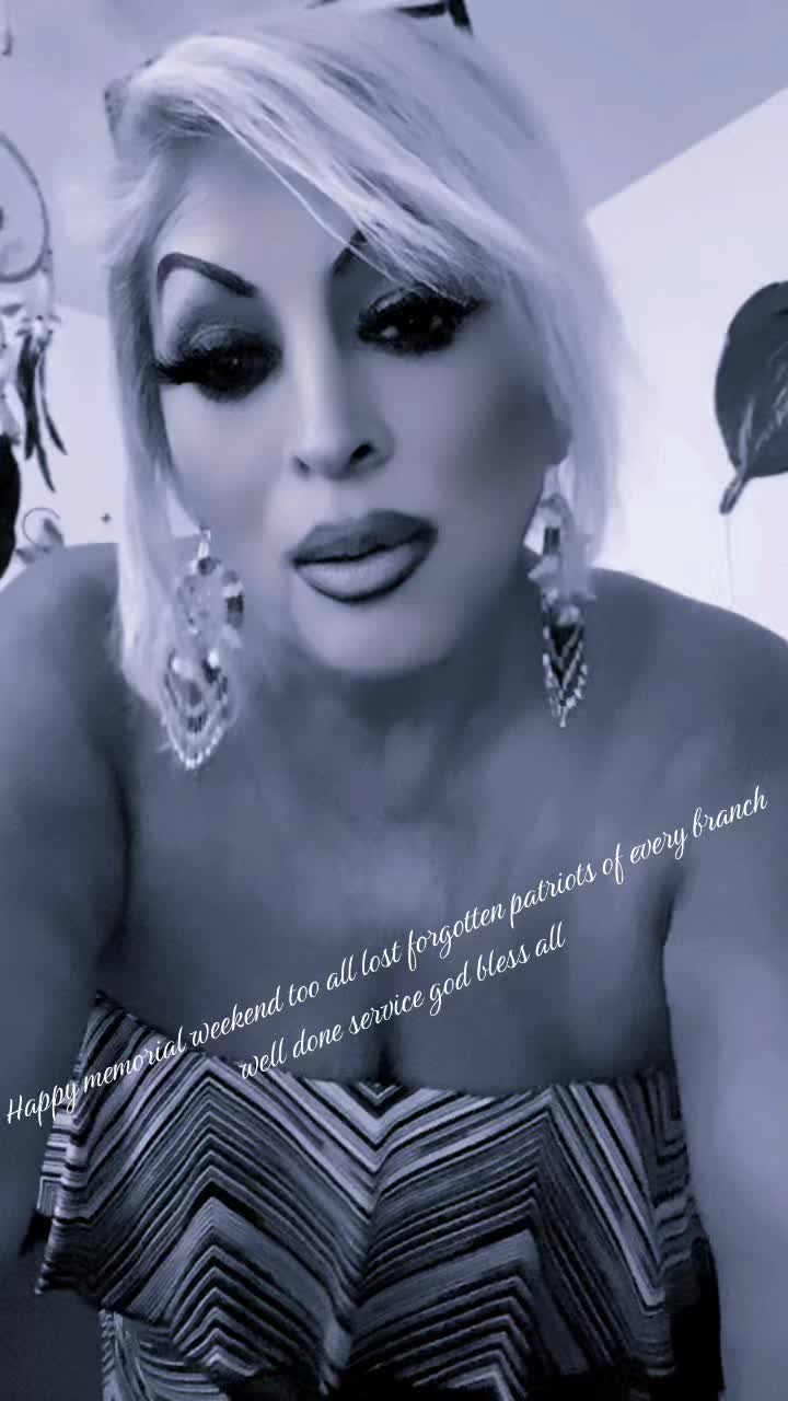 @CeciliaSheila