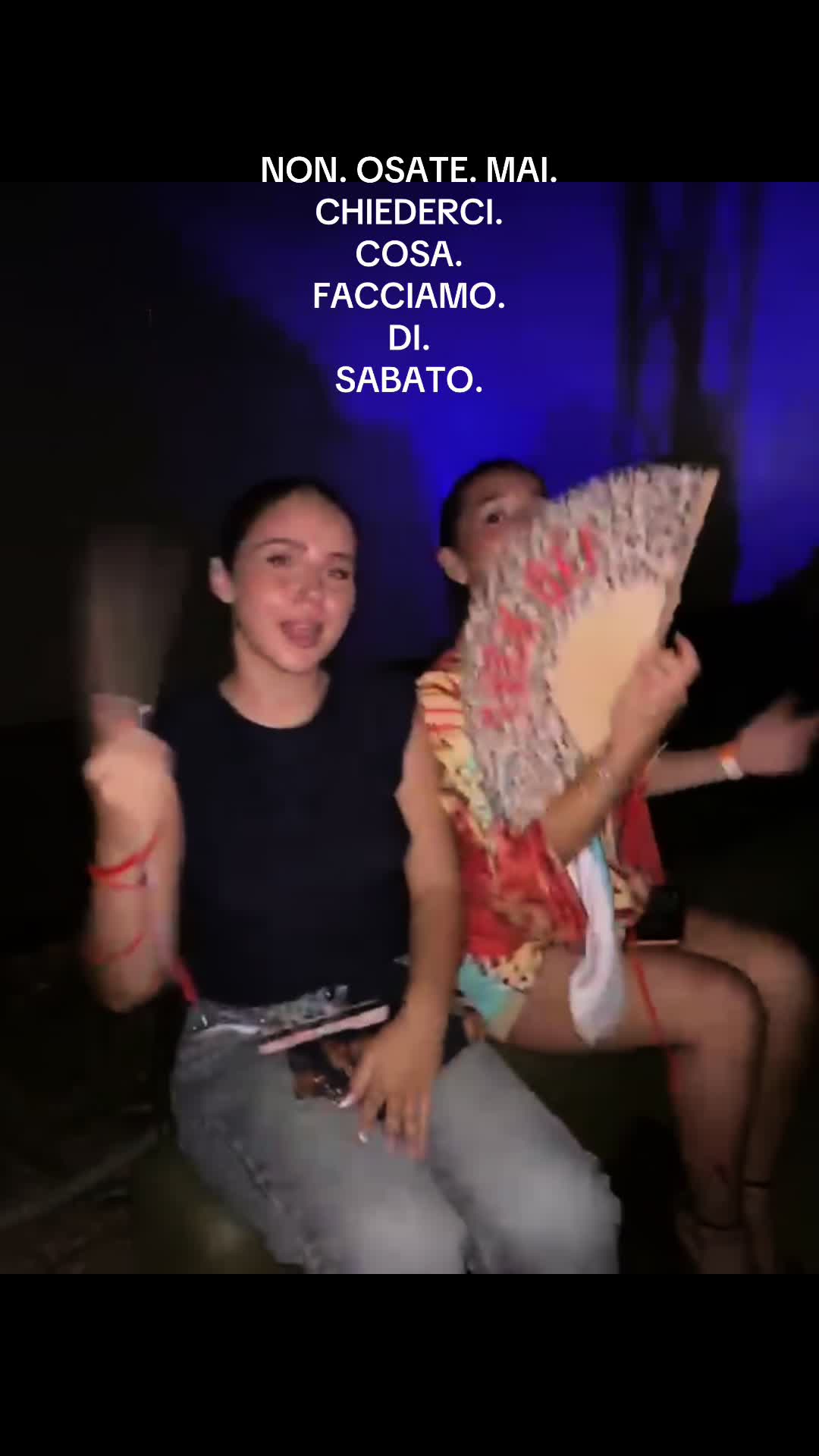 @fefè_close