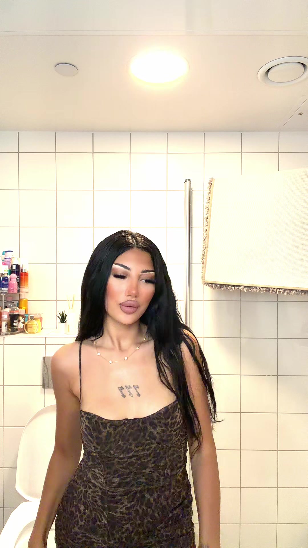 @la._.faa