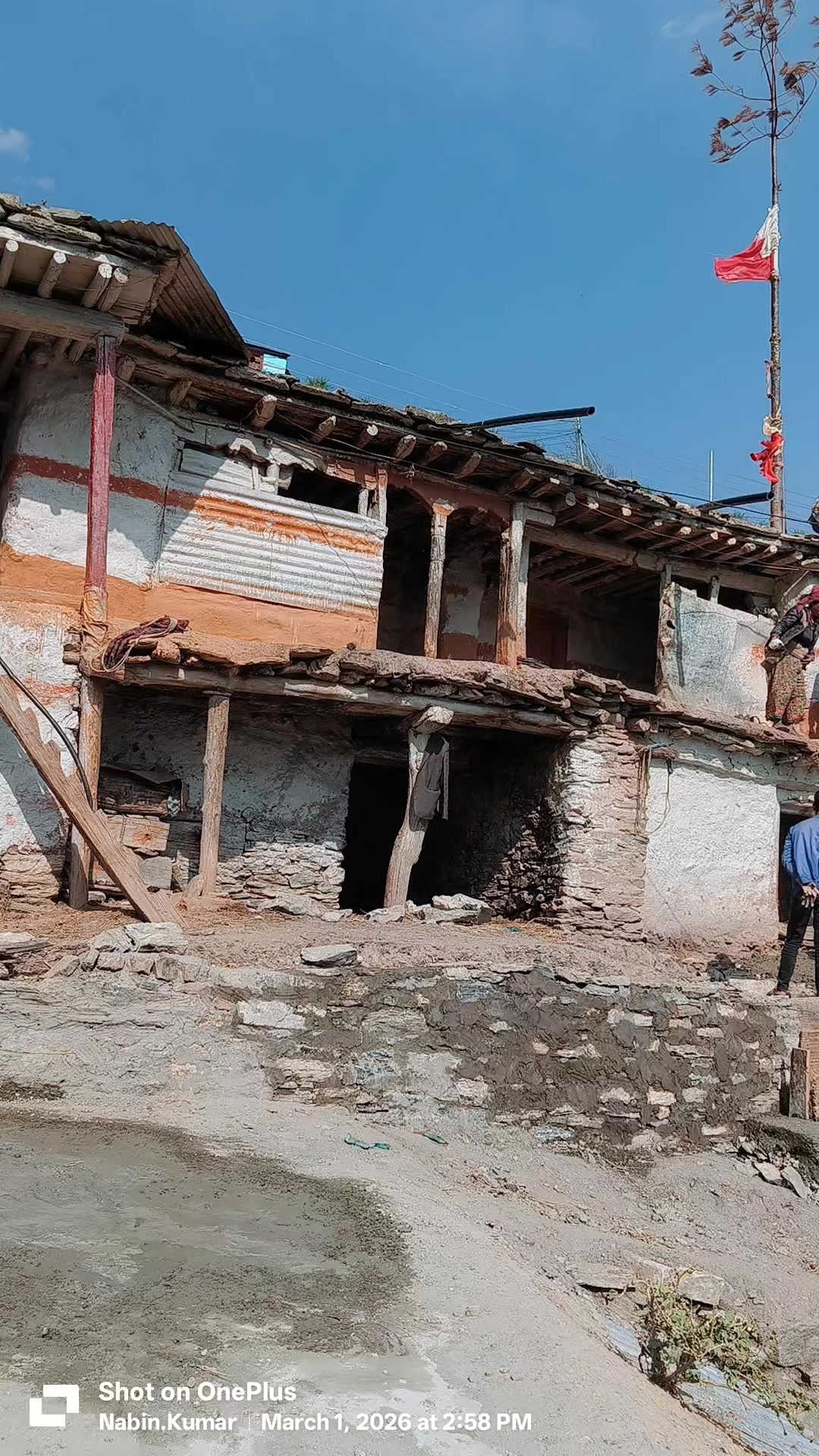@Localvideo.Humla