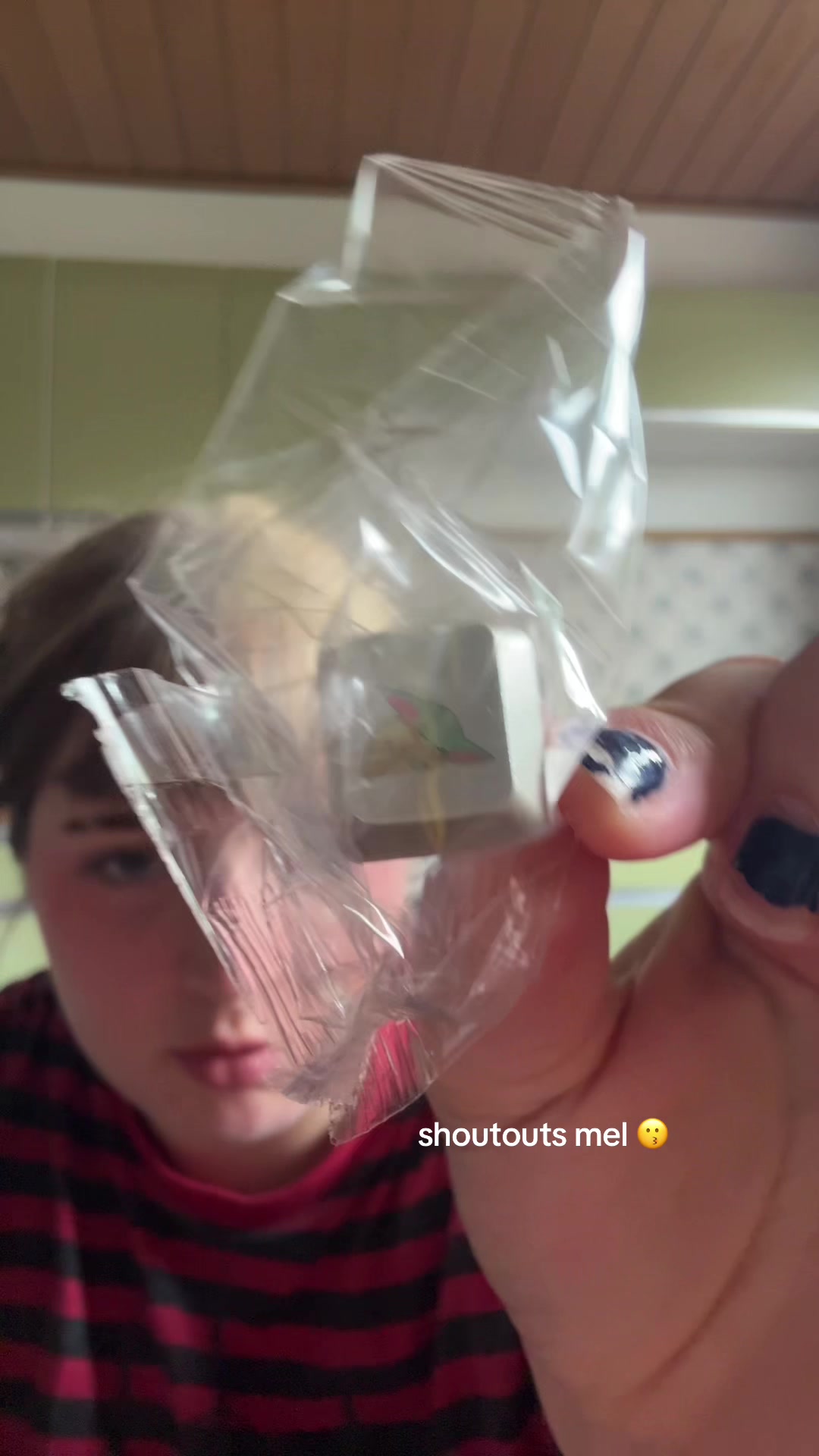 @hoemii_