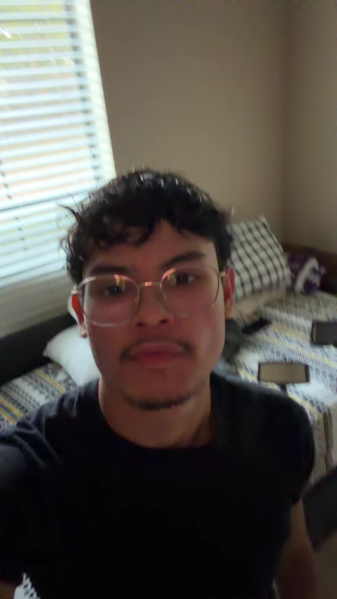 @Zy
