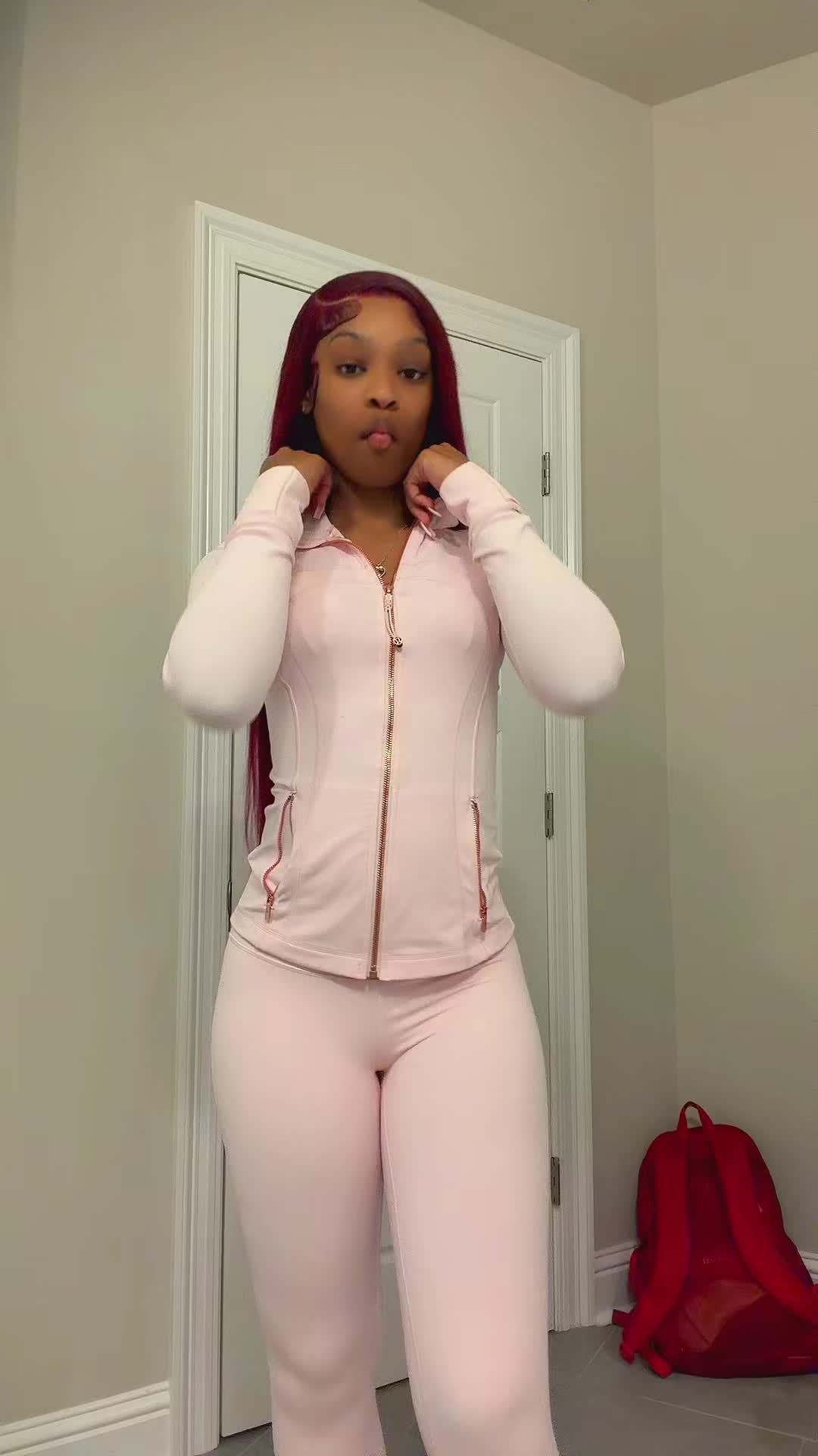 @prettyluhhkayy__