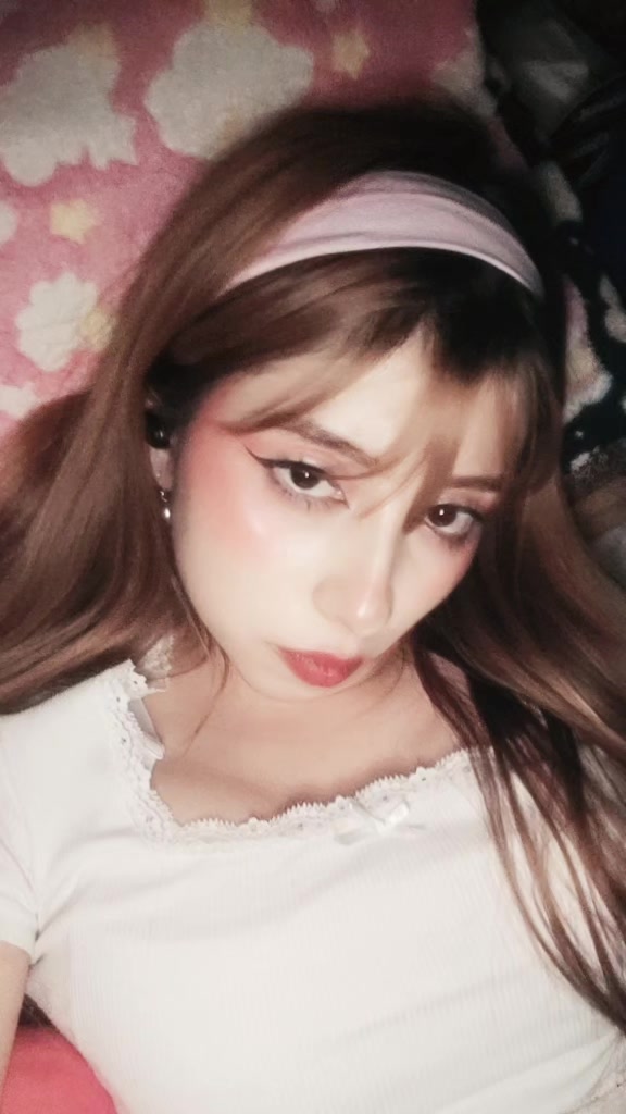 @Lena ♡