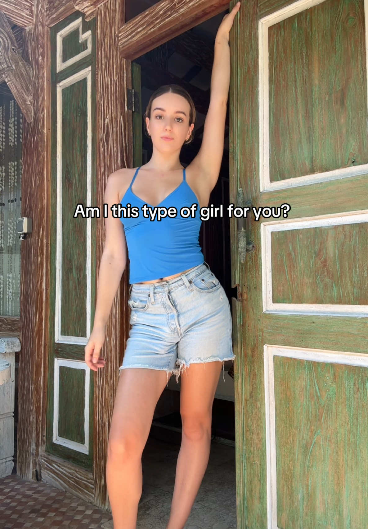 lilytsgirlie (@lilytsgirlie) - Urlebird