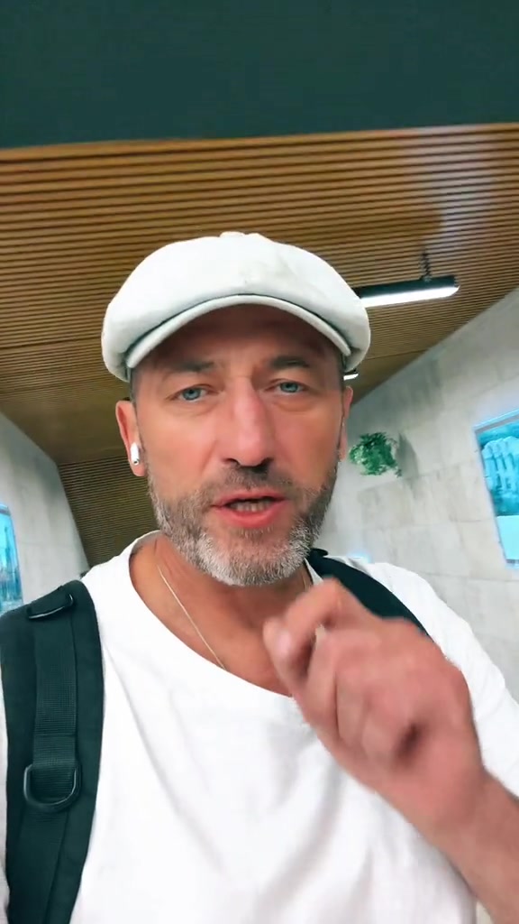 @Паша