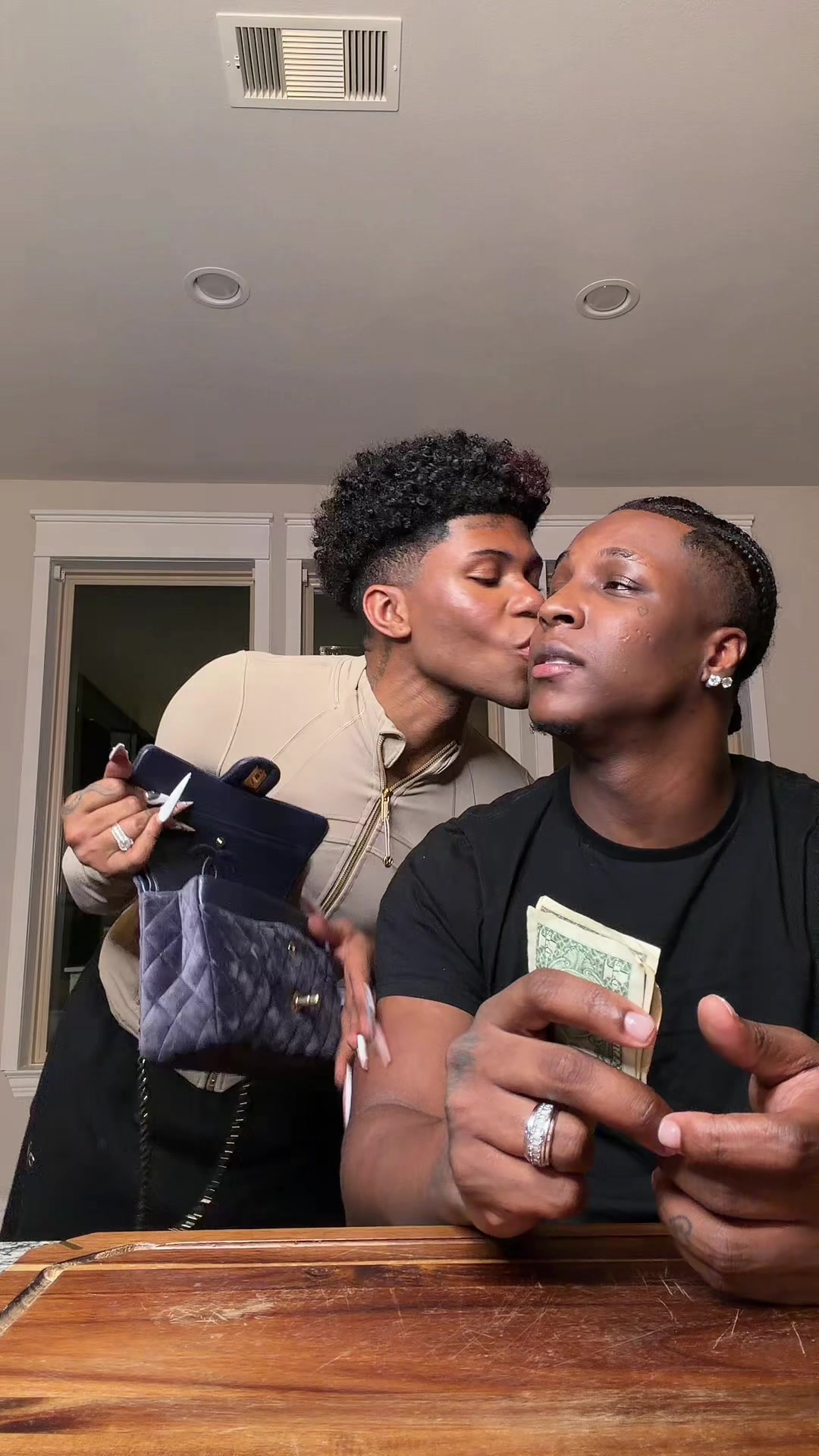 @JAYLLNN