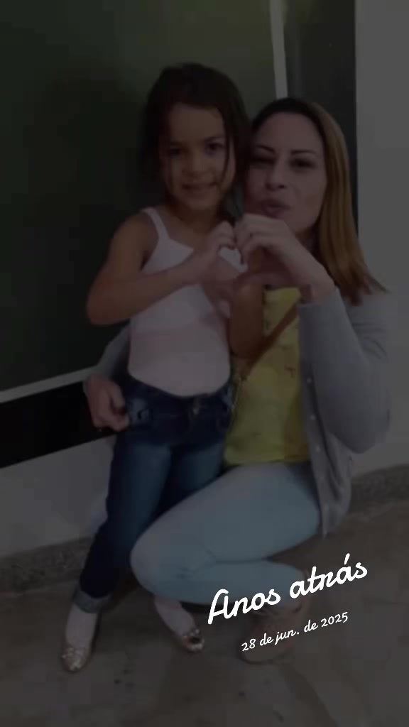 @Vivi Santos
