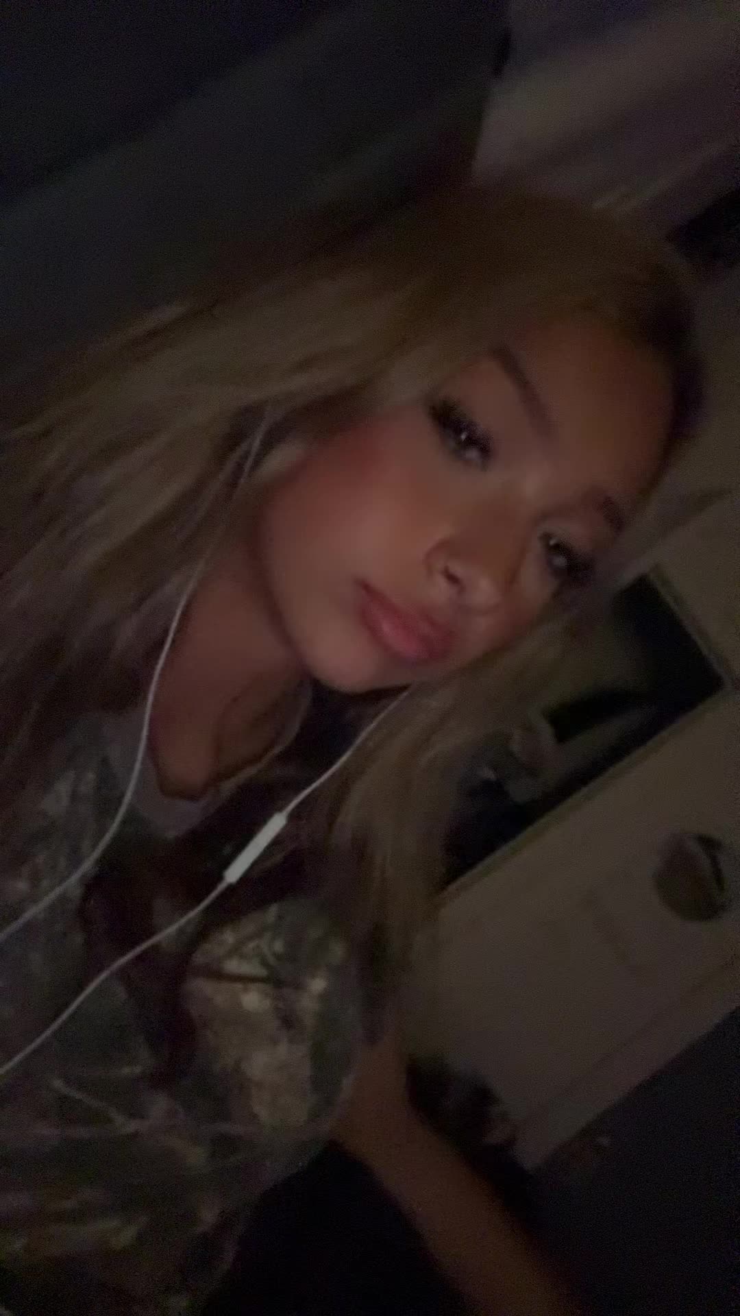 @cool girl