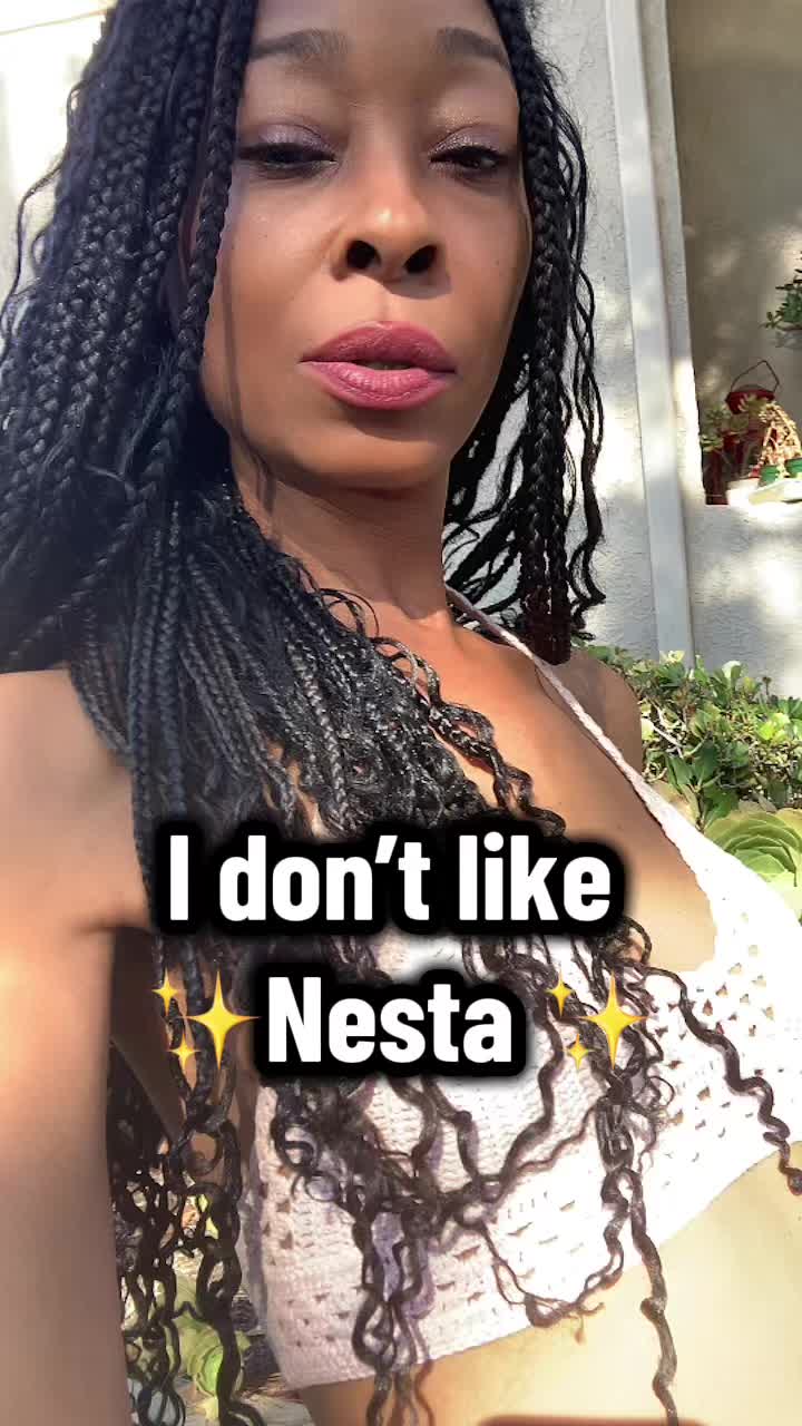 @TheLibrarienne