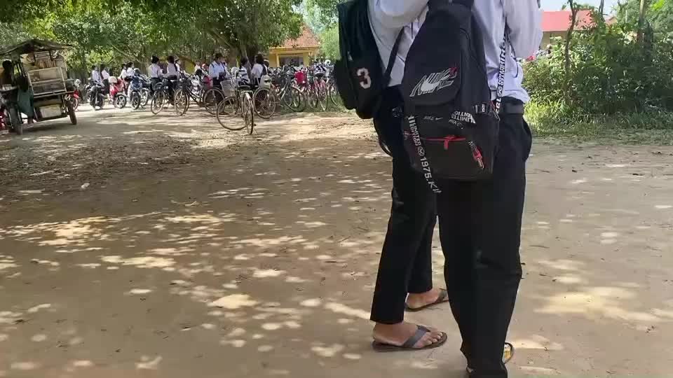 @នន់ ឌីយ៉ុង