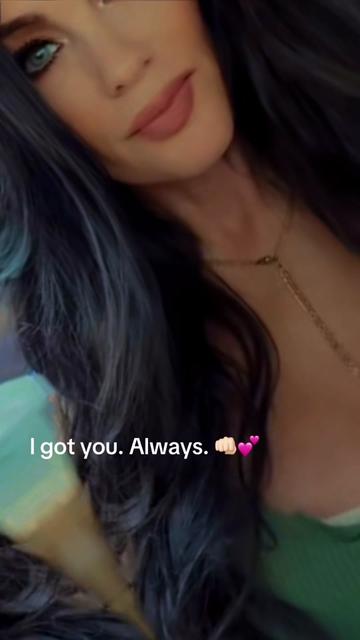@Julie_AnnXO