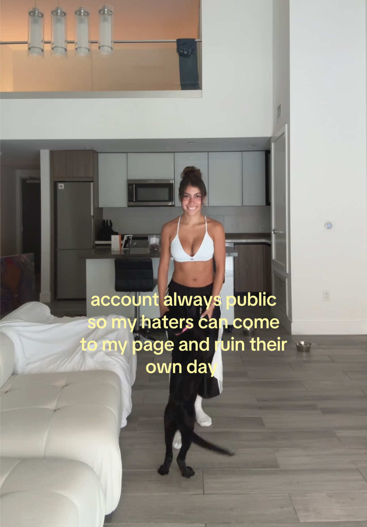 @MIA FIGUEROA
