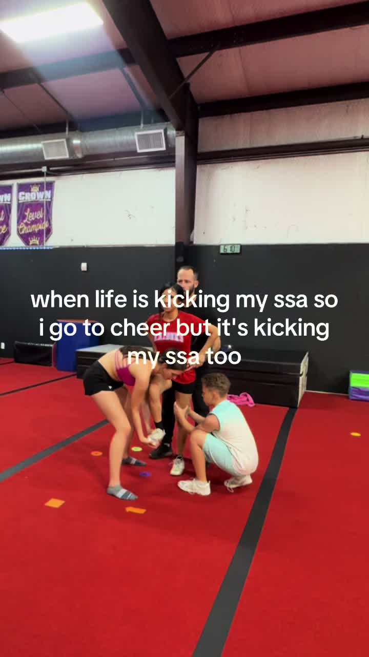 @itzelblankpage