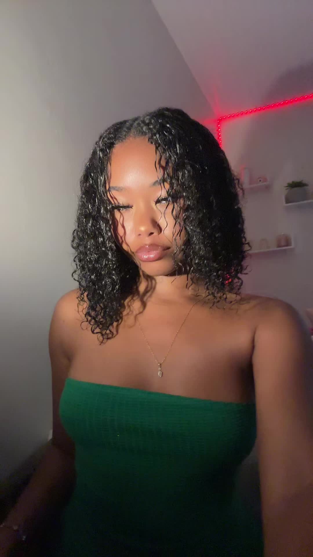@Ambre🪭