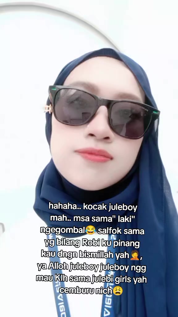 @Auliyanahh.Bombi q🥰)