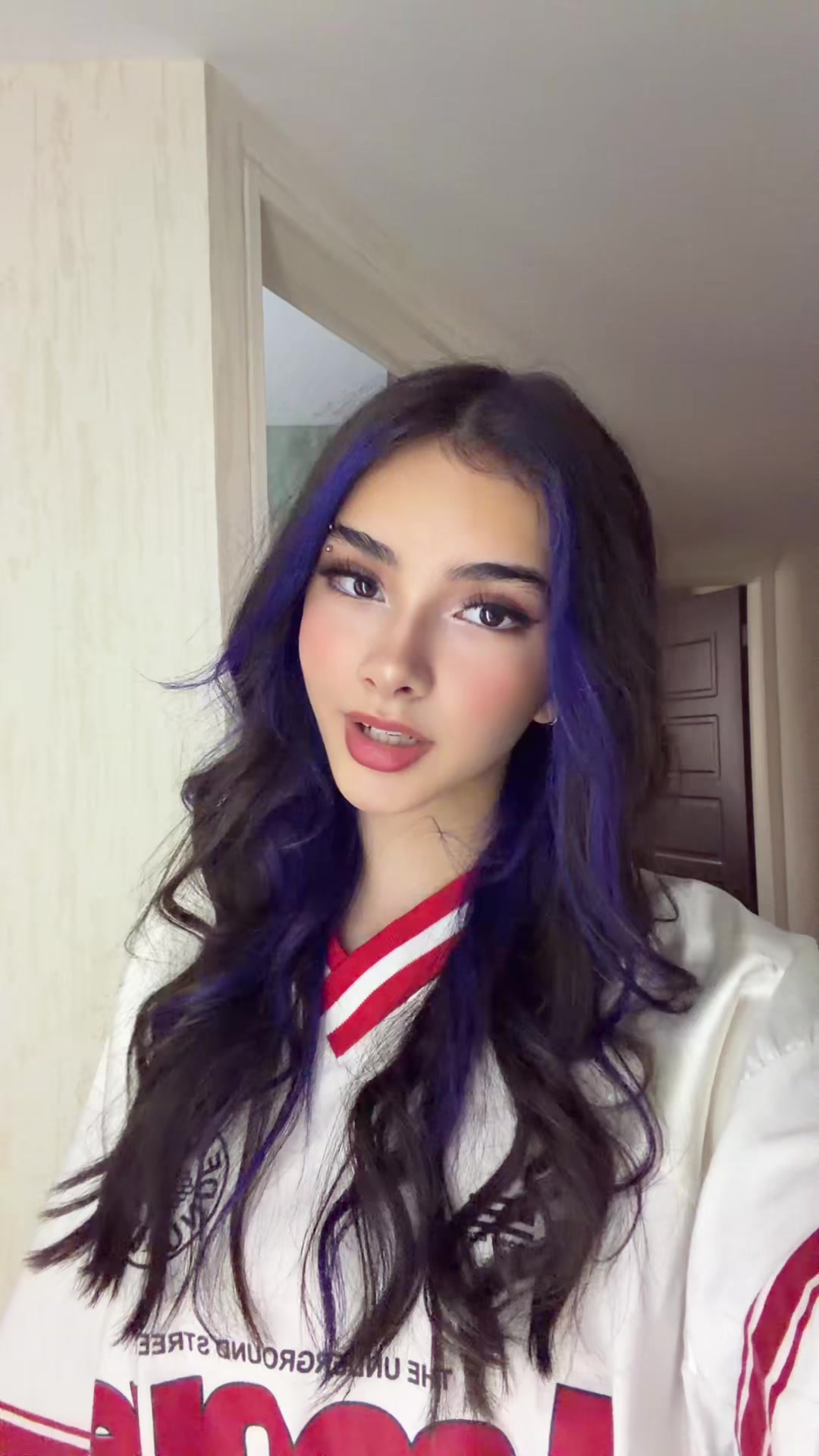 @elena