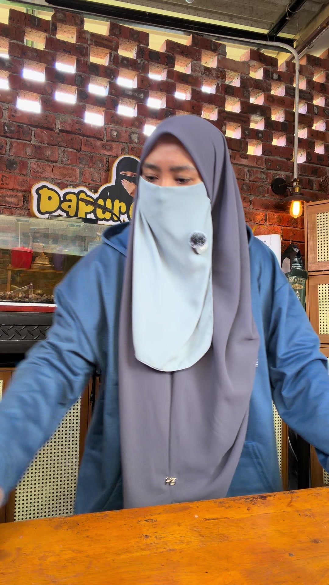 @SyabiebieyHalymm 🐝