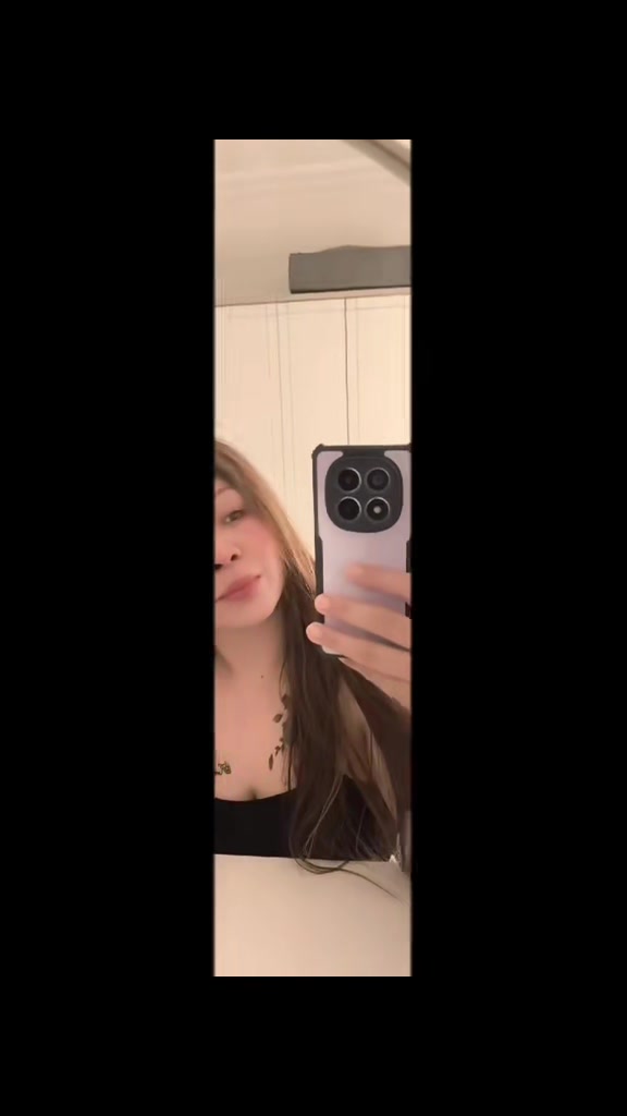 @🦋
