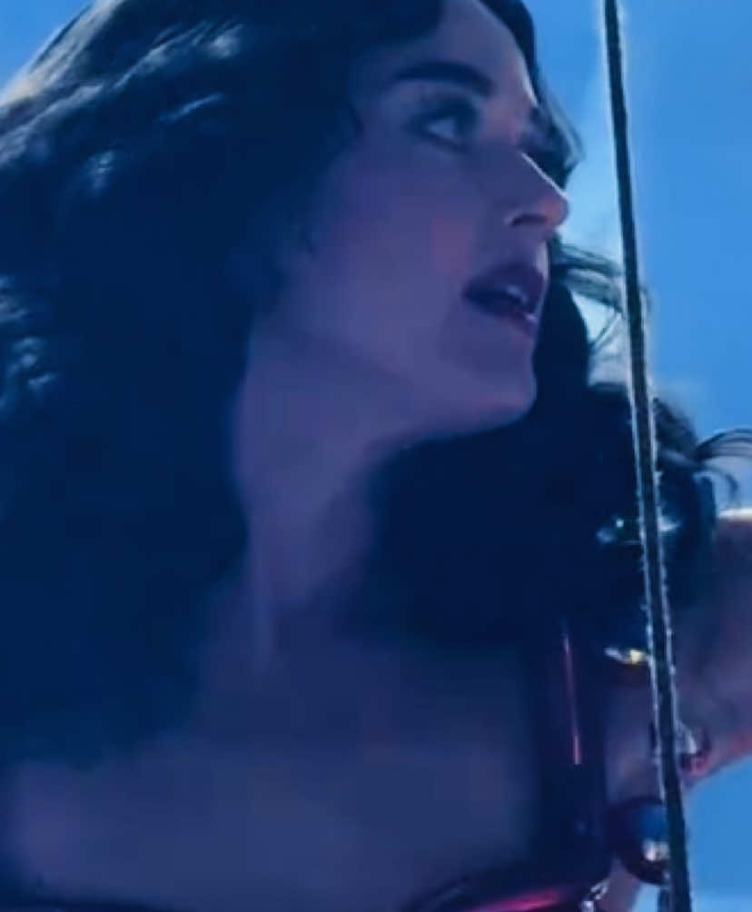 @EL MULTIVERSO DE KATY PERRY ♾️