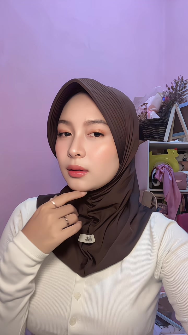 @pinkie girl🎀
