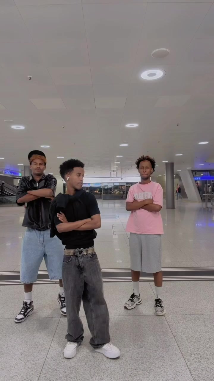 @Mohaz 🇬🇧