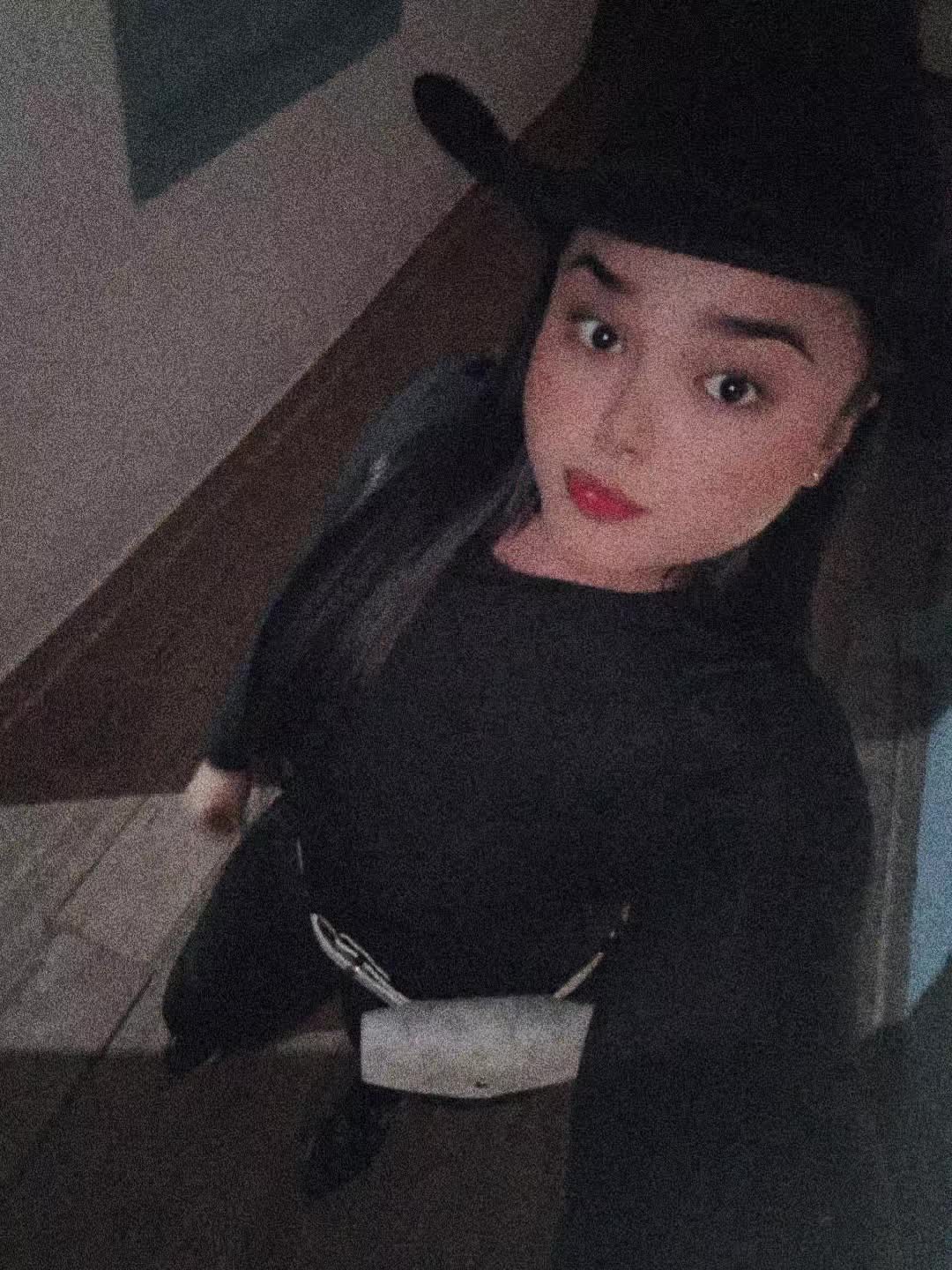 @Ana M 🌙